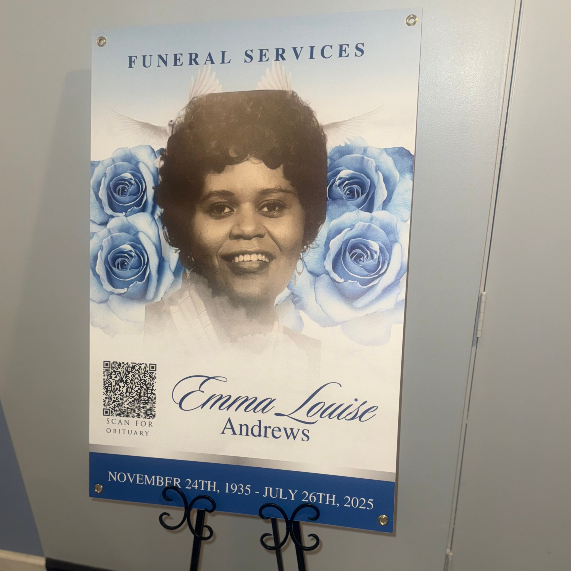 Memorial Photo Funeral Welcome Sign